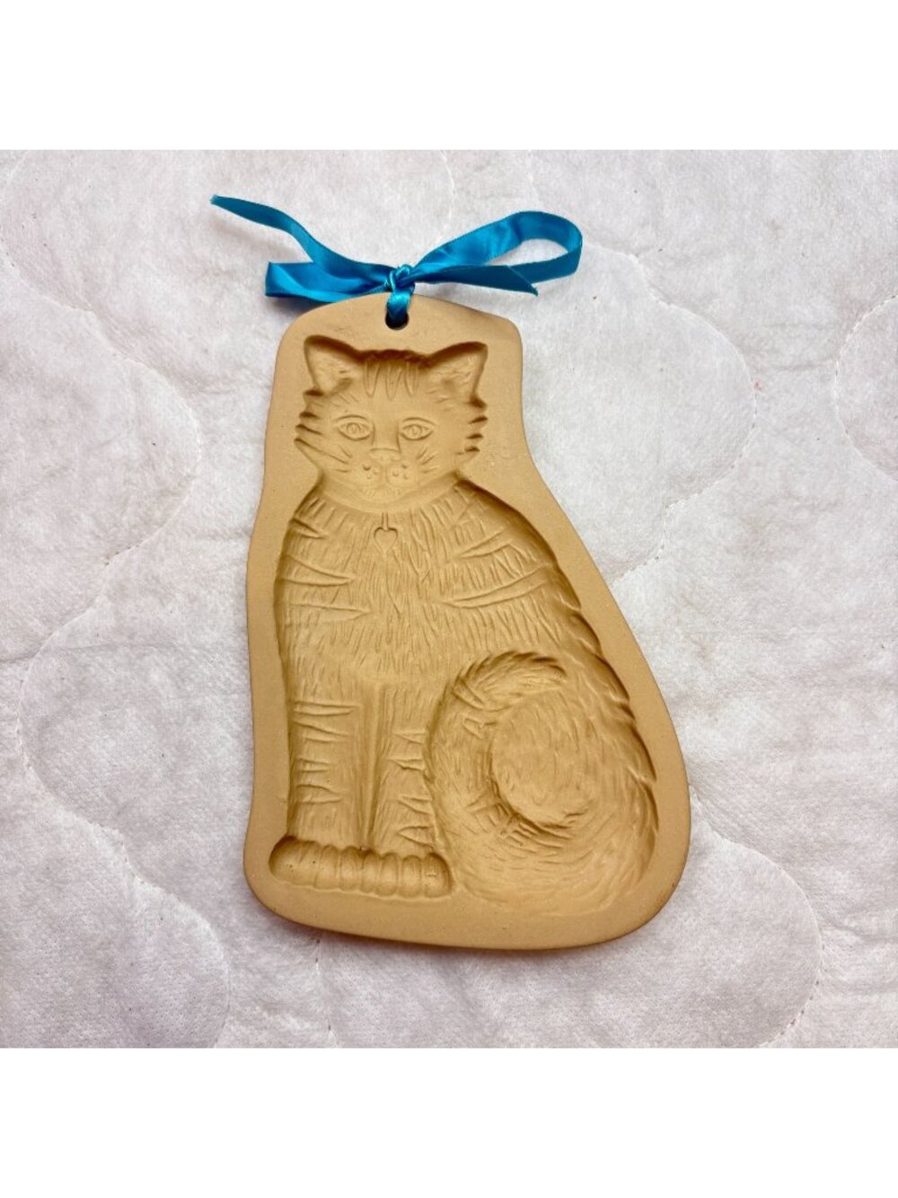 Brown Bag Cookie Mold Cat with Heart Collar Hill Designs 1993 Tabby Kitty